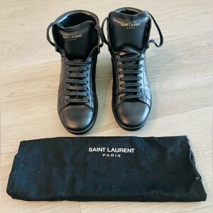 Saint Laurent Black SL/01H Size 38 EU